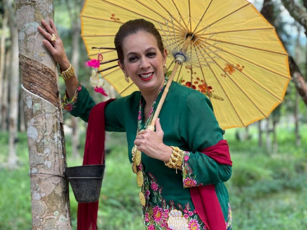 Netizen terhibur Didie Alias sahut cabaran jadi pramugari di TikTok