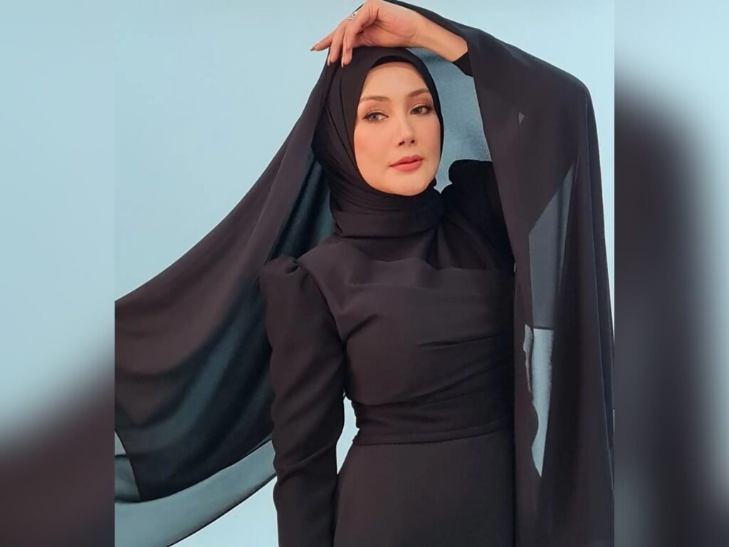 Erra Fazira tambah pengalaman kerja dengan produksi Cina
