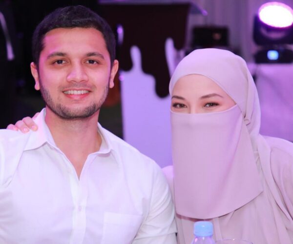 Neelofa, Haris timang cahaya mata sulung