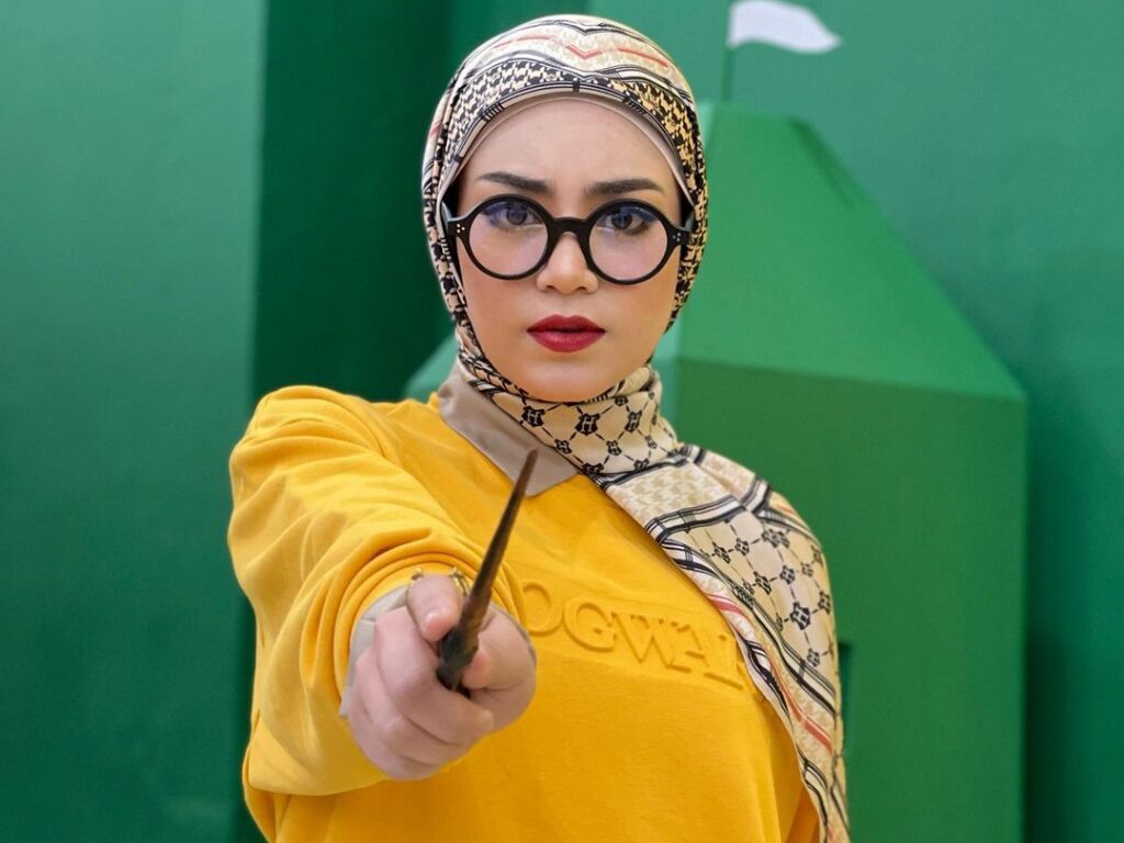 Dilabel bawa aura negatif, Uyaina Arshad bidas kecaman warganet