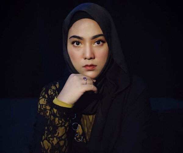 Shila Amzah sah cerai