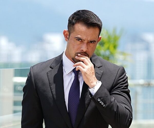 Zul Ariffin mohon maaf secara terbuka