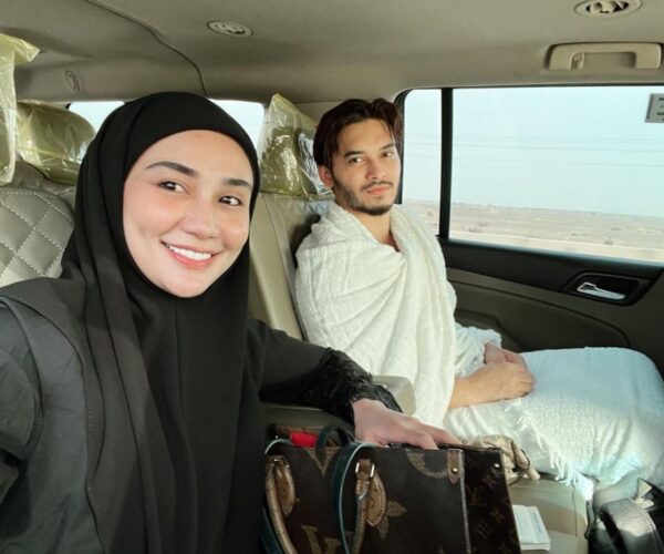 Aeril Zafrel, Wawa Zainal tunai umrah, mohon doa mabrur