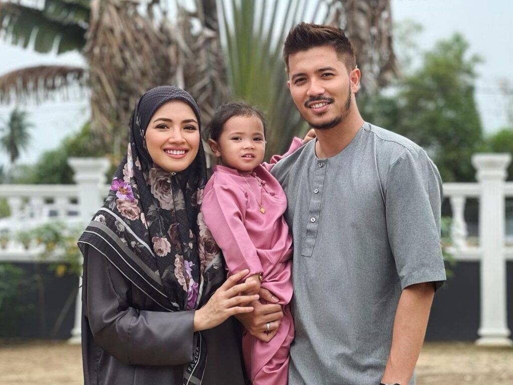 Fazura kecewa anak saudara autistik diherdik dalam pesawat