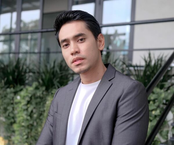 “Mohon doakan ibu saya” – Khai Bahar