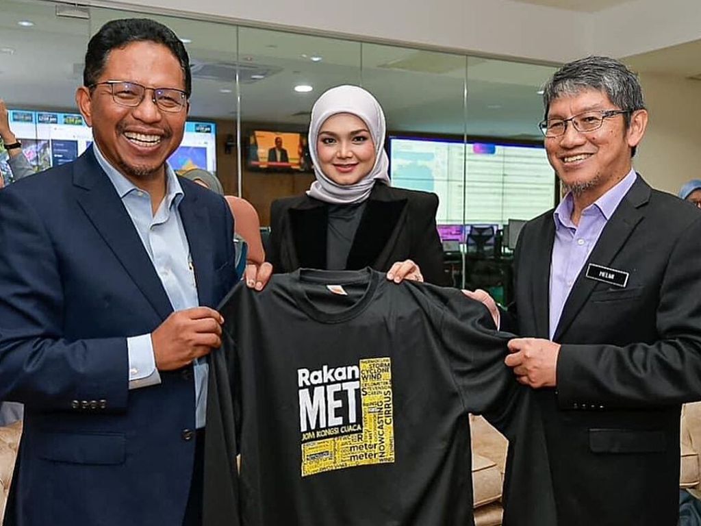 Siti Nurhaliza dijemput baca ramalan cuaca