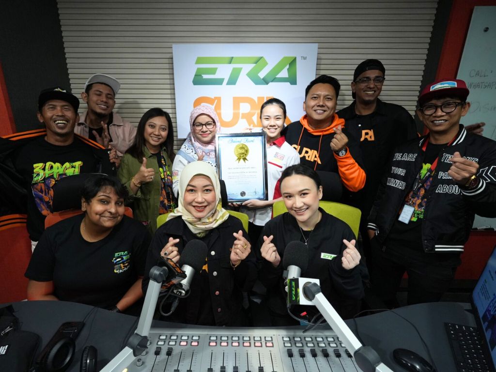 Siaran gabungan Suria FM, ERA catat sejarah dalam The Malaysia Book of Records
