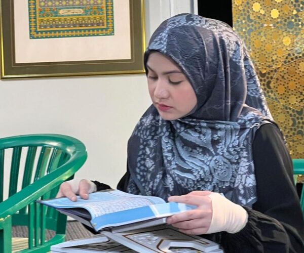 Sertai “Jom Khatam”, Lisa Surihani pasang niat perbaiki bacaan Al-Quran