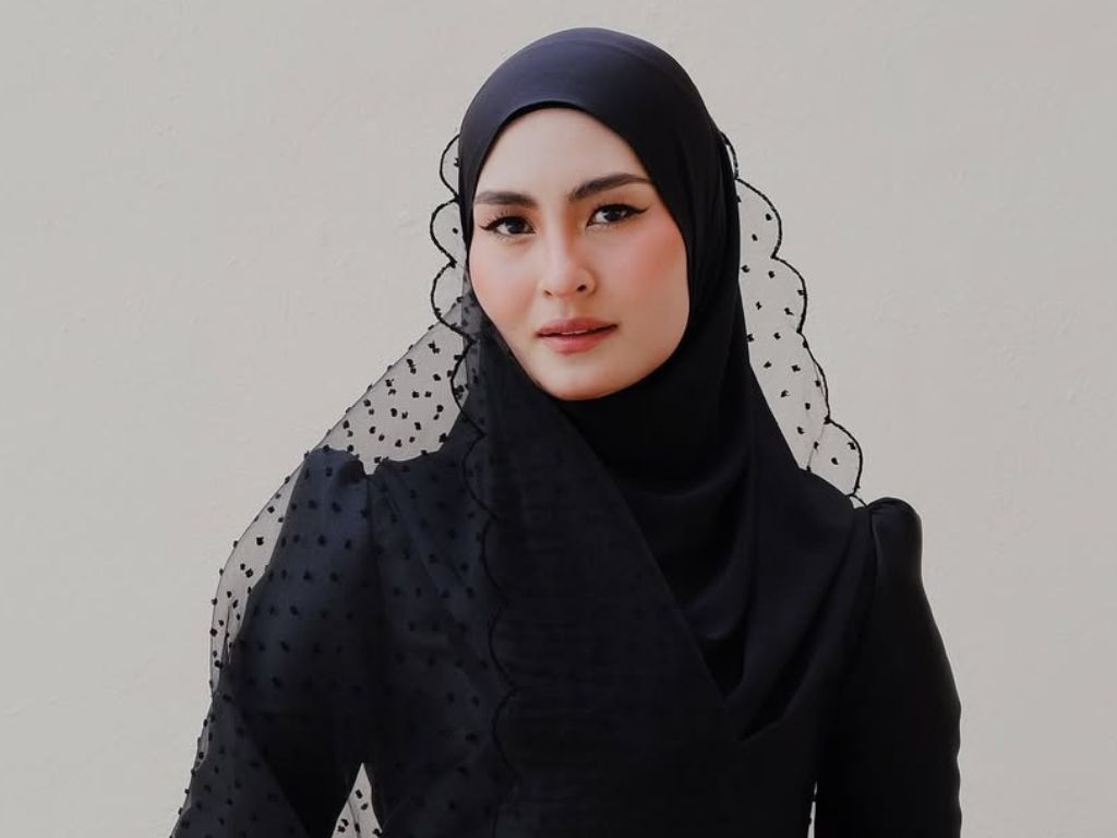 “Jahat” lagu ‘galau’ pertama Wany Hasrita