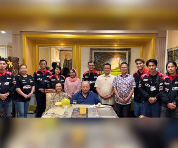 Raja Perlis berkenan terima kunjungan menghadap produksi "Impak Maksima 2" | MissMynah Raja Perlis berkenan terima kunjungan menghadap produksi “Impak Maksima 2”