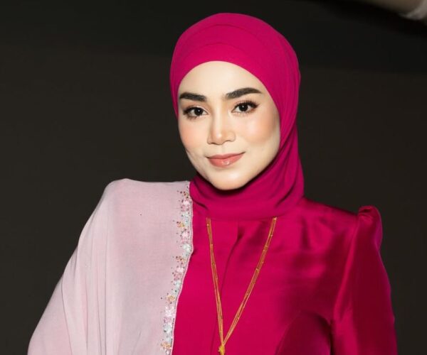 Uyaina Arshad tinggalkan "Wanita Hari Ini" selepas 9 tahun | MissMynah Uyaina Arshad tinggalkan “Wanita Hari Ini” selepas 9 tahun