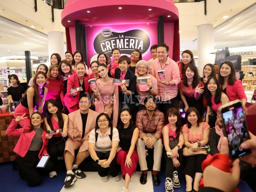 Bella Astillah dilantik wajah rasmi Nestlé La Cremeria | MissMynah Bella Astillah dilantik wajah rasmi Nestlé La Cremeria, ais krim, bella astillah, ChocoBerry Royale Pint, Neapolitan Royale Stick, Nestlé (Malaysia) Berhad, Nestlé La Cremeria, pelakon, penyanyi, MissMynah
