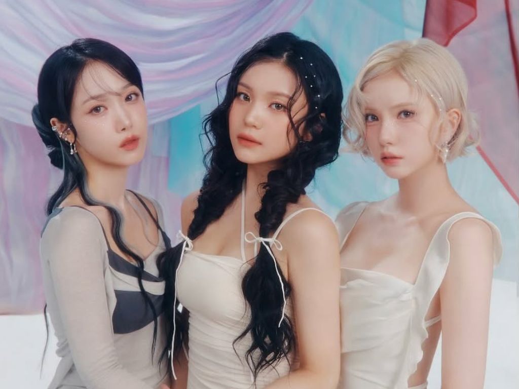 Malaysia jadi salah satu hentian 2025 VIVIZ WORLD TOUR [NEW LEGACY]