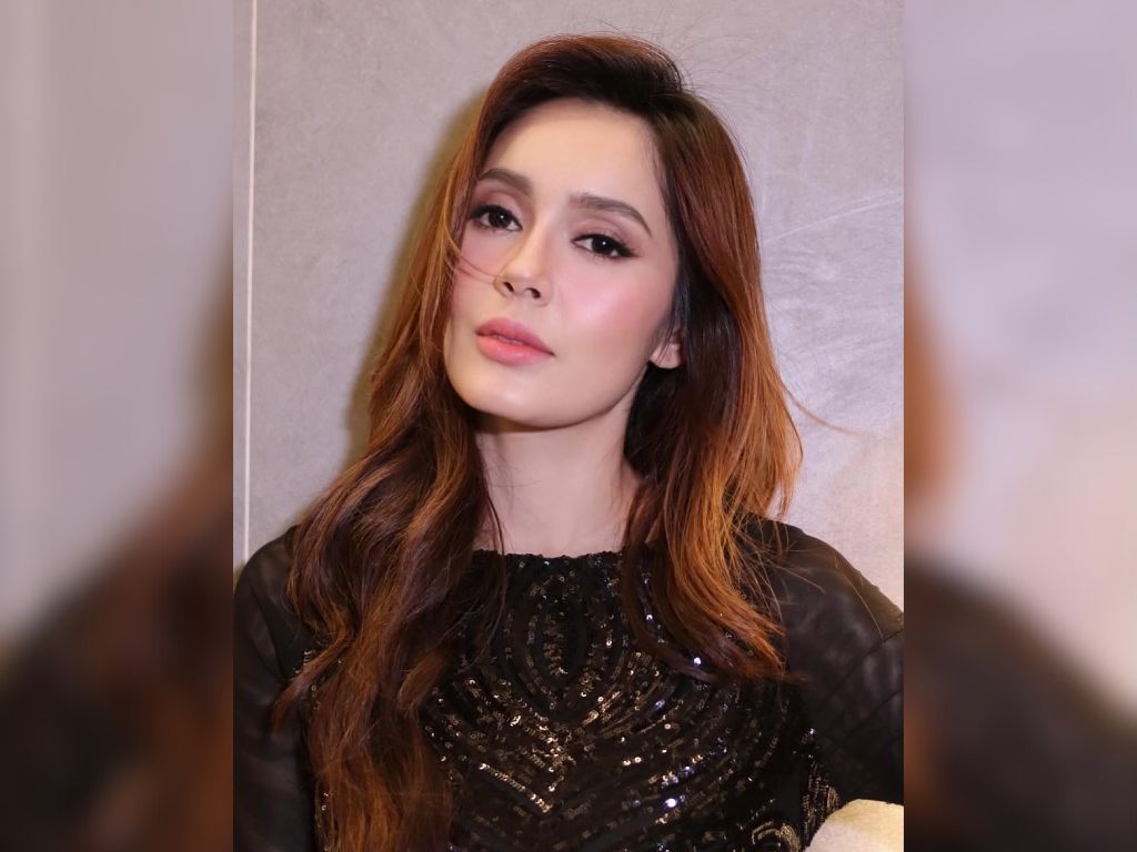 Uqasha Senrose akan teruskan penceraian dengan Kamal Adli