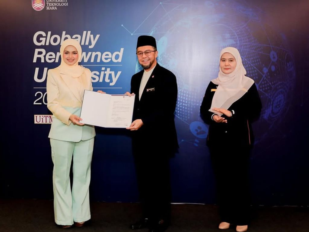 Siti Nurhaliza dilantik Profesor Adjung UiTM