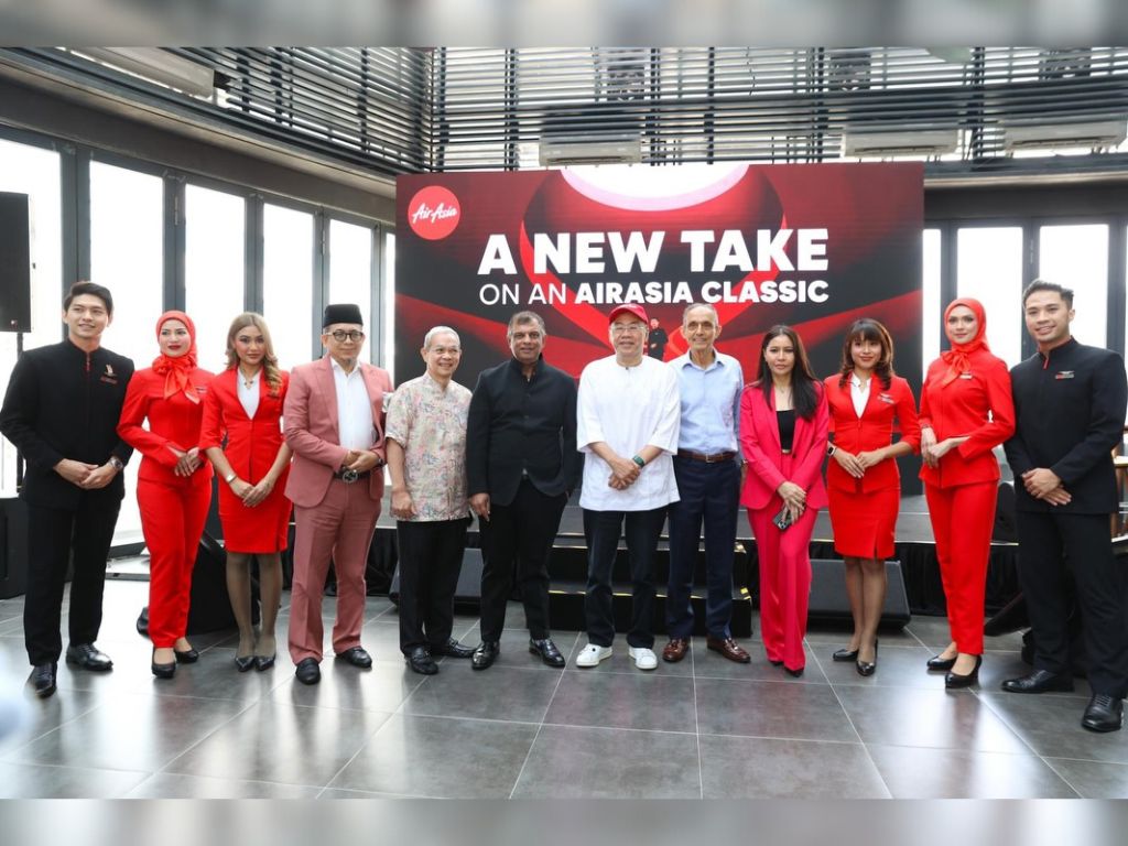 Kru kabin wanita AirAsia dibenarkan berhijab