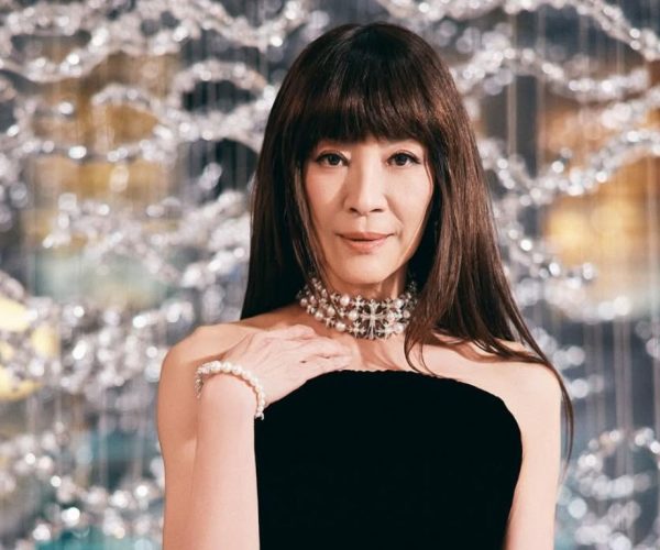 Michelle Yeoh bakal terima bintang Hollywood Walk of Fame