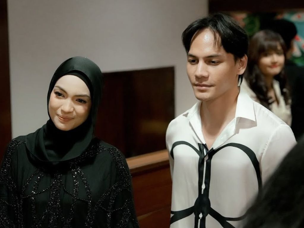 Dulu hanya peminat, Ikmal Amry realisasi impian berlakon dengan Amyra Rosli