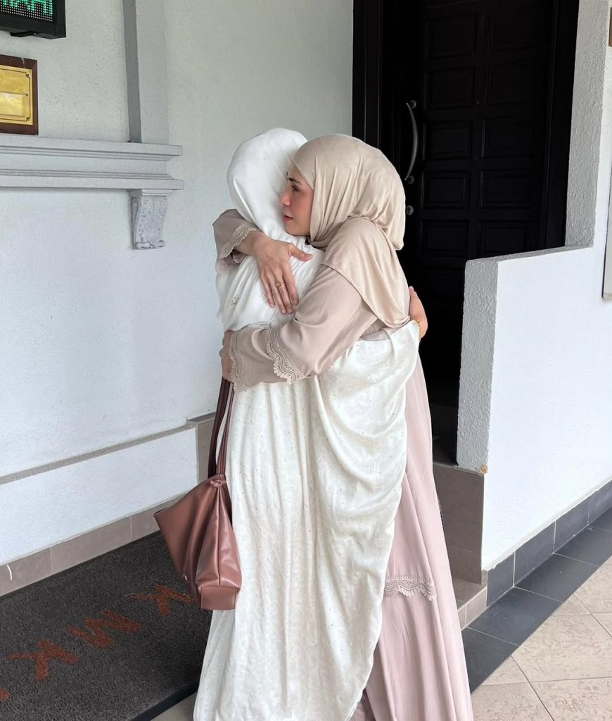 Izreen Azminda, Intan Saleh akhiri sengketa secara baik, intan saleh, izreen azminda, pelakon, selebriti, MissMynah