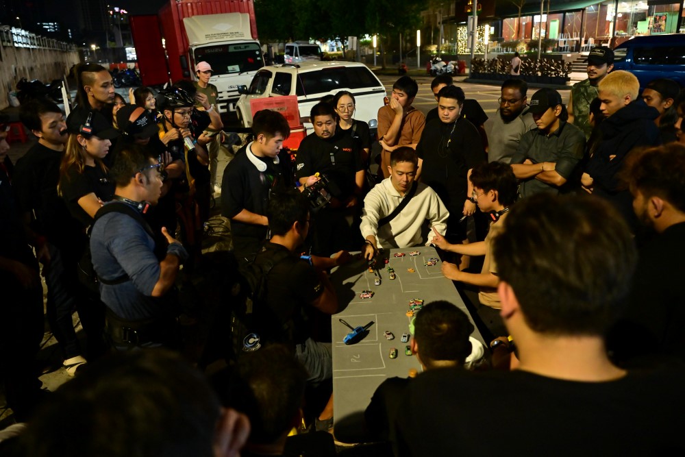 "Chelot" diiktiraf Malaysia Book of Records untuk babak 'single take', adrian teh, filem, filem aksi, Malaysia Book of Records, pelakon, pengarah, selebriti, MissMynah