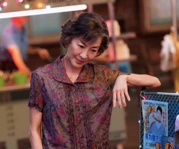 Michelle Yeoh kembali ke layar perak dengan “It’s My Time”
