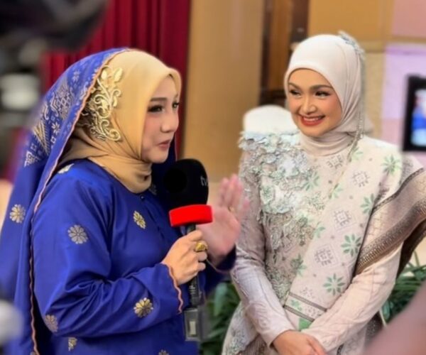 Noraniza Idris terharu bakal kongsi pentas mega dengan Siti Nurhaliza