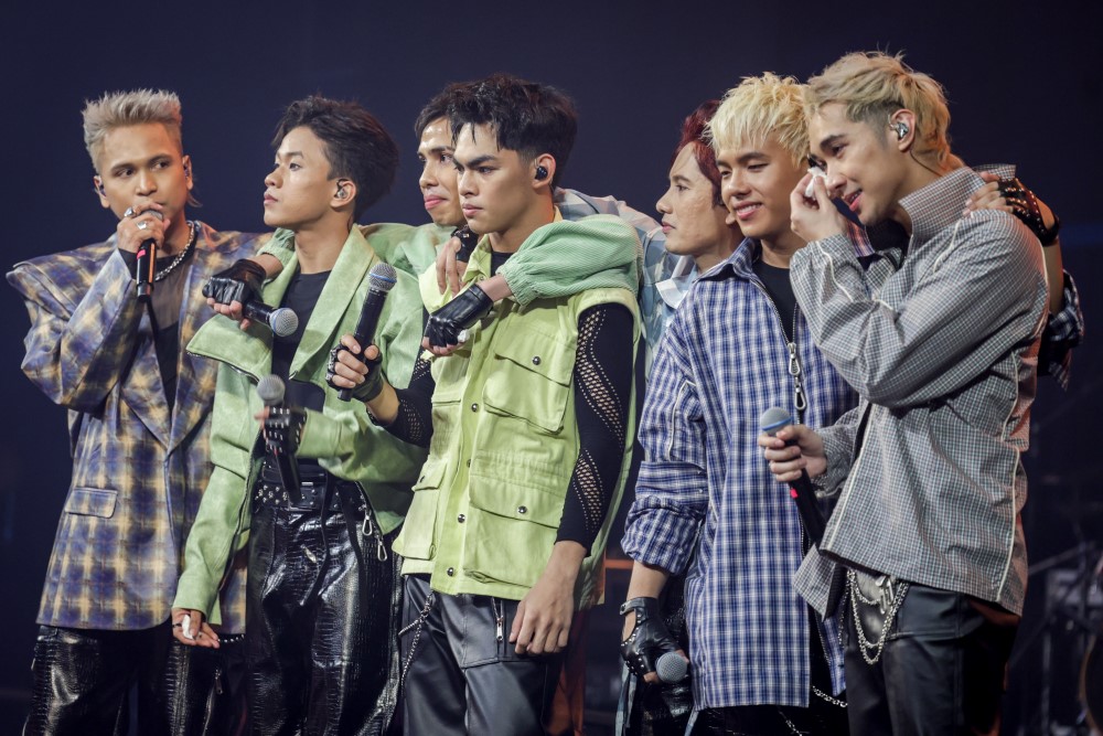 ALPHA rai kejayaan bersama peminat menerusi konsert “The First Wave” | MissMynah ALPHA rai kejayaan bersama peminat menerusi konsert “The First Wave”, ALPHA, konsert, m-pop, penyanyi, selebriti, MissMynah