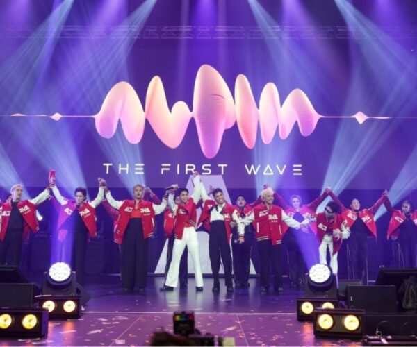 ALPHA rai kejayaan bersama peminat menerusi konsert “The First Wave”