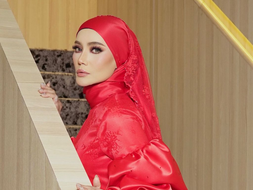 A. Aida reda “Bisikan Nafsu” kurang sambutan di pawagam